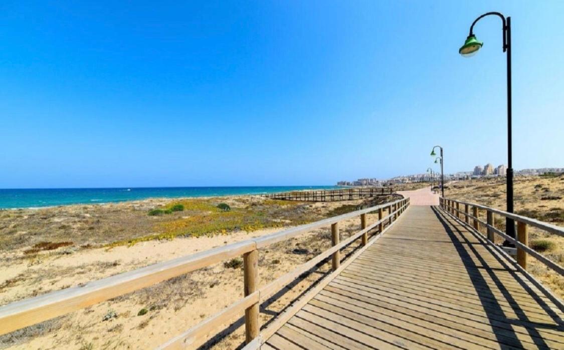 טורבייחה Apartment With Pool & Balcony Less Than 10Min Walk To La Mata Beach! מראה חיצוני תמונה