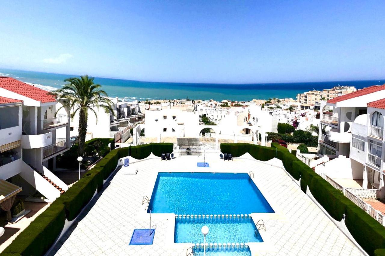 טורבייחה Apartment With Pool & Balcony Less Than 10Min Walk To La Mata Beach! מראה חיצוני תמונה