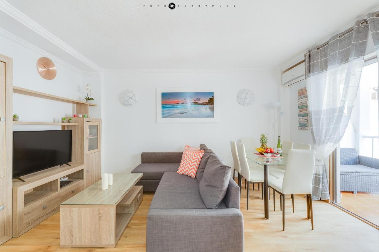 טורבייחה Apartment With Pool & Balcony Less Than 10Min Walk To La Mata Beach! מראה חיצוני תמונה